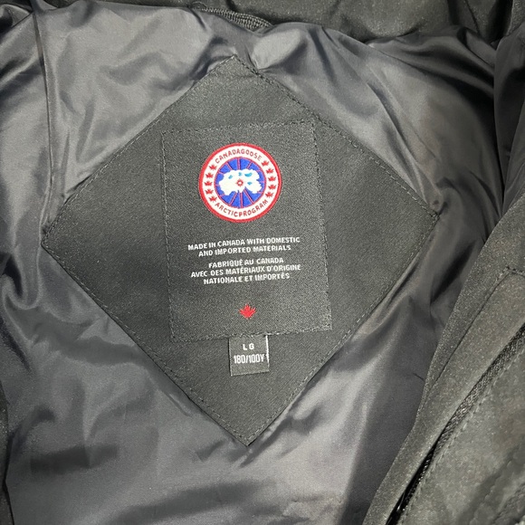 😘Authentic Canada Goose Black Men’s Jacket💕 - Picture 9 of 9